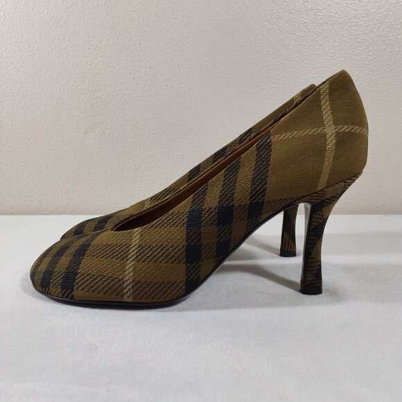 NIB! Burberry Baby Check Knit Stiletto Pump in Furrow/Olive Green - 38 (8) - Picture 4 of 15